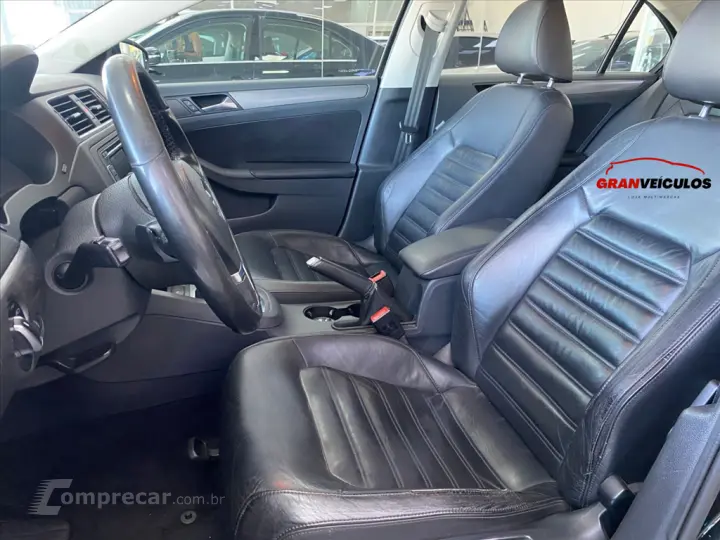 JETTA 2.0 TSI HIGHLINE 200CV GASOLINA 4P TIPTRONIC