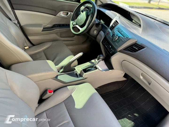 Civic Sedan LXR 2.0 Flexone 16V Aut. 4p