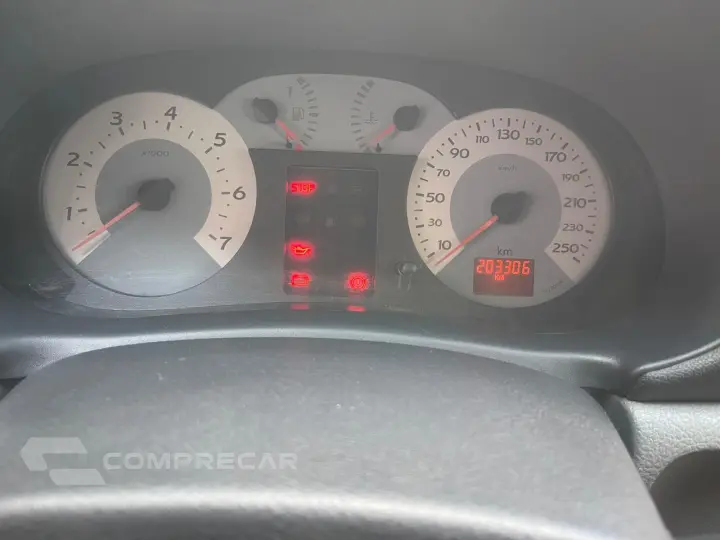 CLIO 1.0 Expression 8V