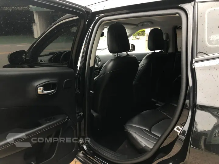 Compass 2.0 16V Flex Longitude Automático