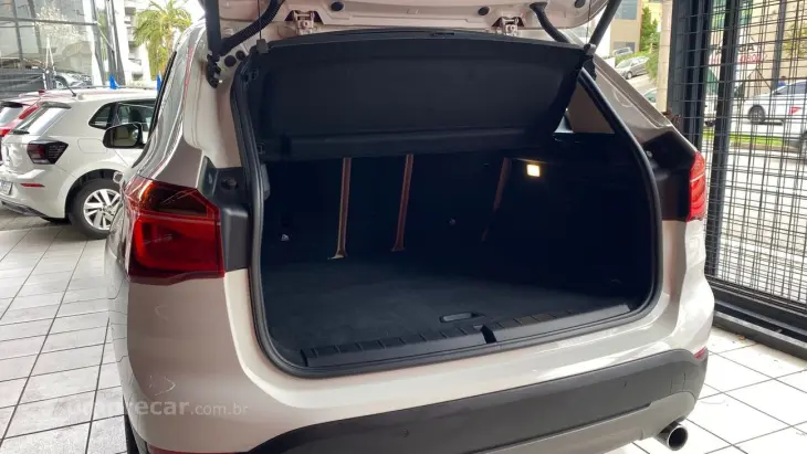 BMW X1 2.0 16V TURBO SDRIVE20I SPORT