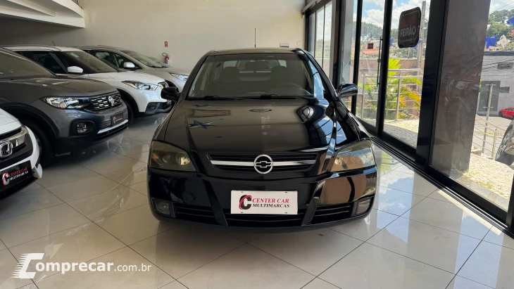 ASTRA 2.0 MPFI Elegance 8V