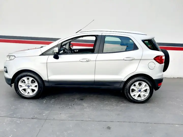 EcoSport TITANIUM 1.6 16V Flex 5p