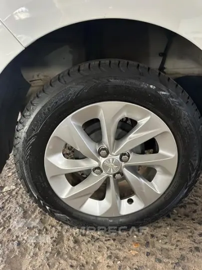 ONIX HATCH LT 1.0 12V FLEX 5P MEC