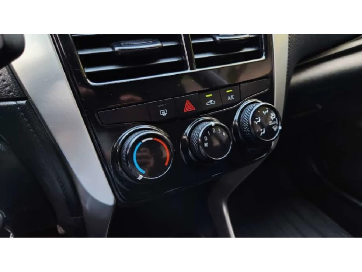 YARIS 1.3 16V FLEX XL LIVE MULTIDRIVE