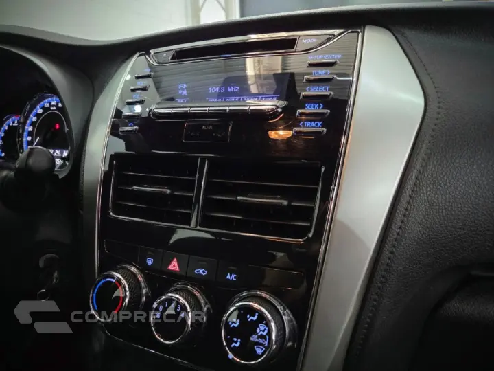 YARIS 1.3 16V FLEX XL MULTIDRIVE