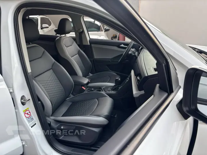 TAOS Comfortline 1.4 250 TSI Flex Aut.