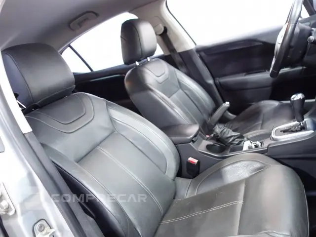 C4 LOUNGE - 1.6 EXCLUSIVE 16V TURBO 4P AUTOMÁTICO