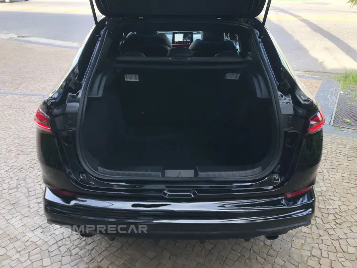 Fastback 1.3 Turbo 270 Flex Abarth At6
