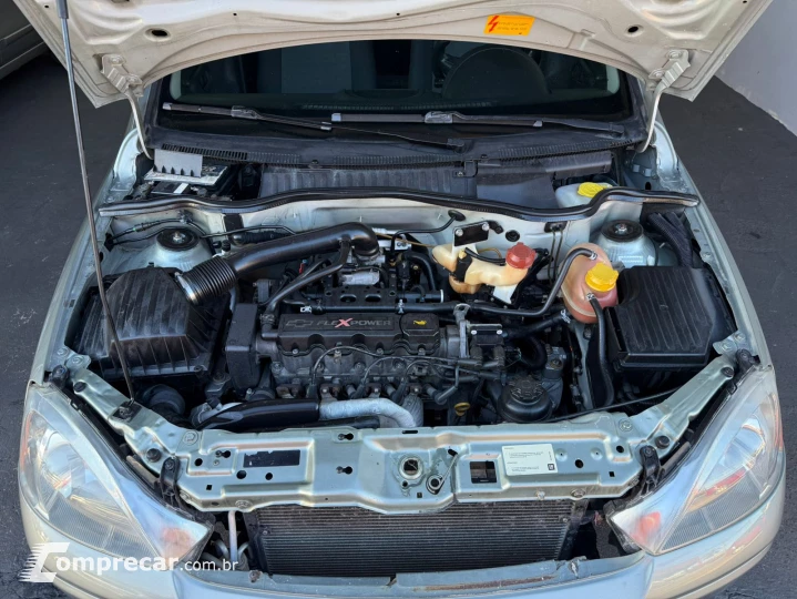 CORSA 1.0 MPFI Maxx 8V