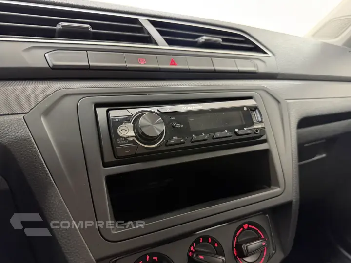 VOYAGE 1.0 12V MPI TOTALFLEX 4P MANUAL