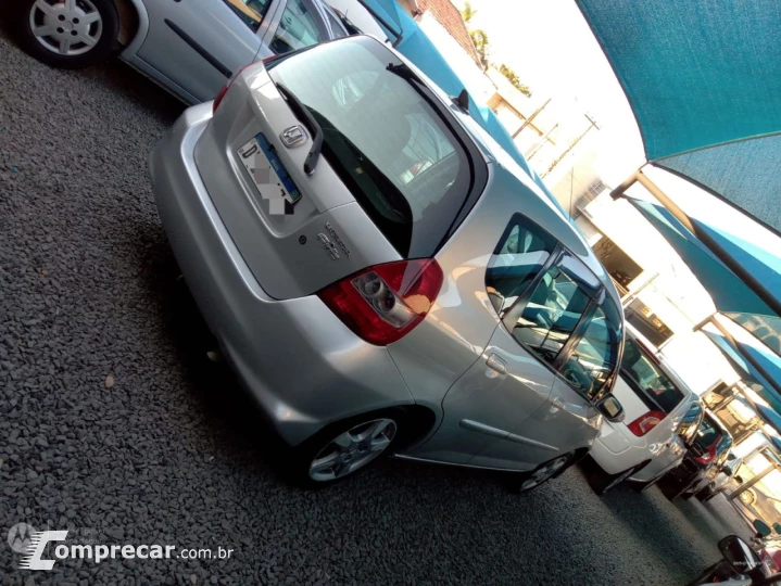 Fit 1.5 16V 4P EX