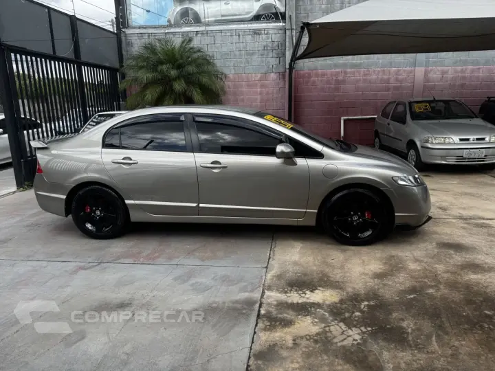Civic 1.8 16V 4P FLEX LXS