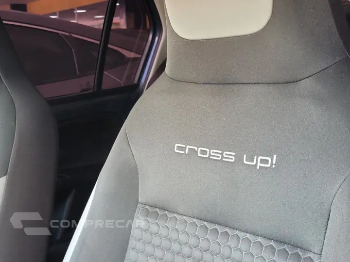 up! cross 1.0 TSI Total Flex 12V 5p