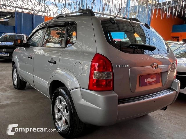 TUCSON - 2.0 MPFI GL 16V 142CV 2WD 4P AUTOMÁTICO