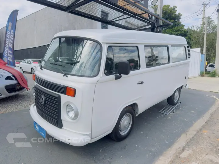 Kombi 1.4 FLEX STD 9 LUGARES