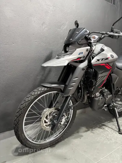 LANDER 250 ABS CONNECTED