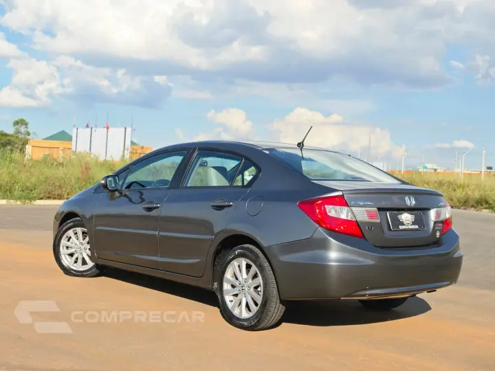 CIVIC 2.0 LXR 16V FLEX 4P AUTOMÁTICO