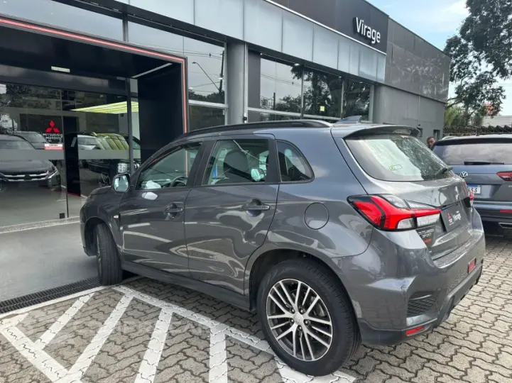 OUTLANDER 2.0 Mivec Sport GLS