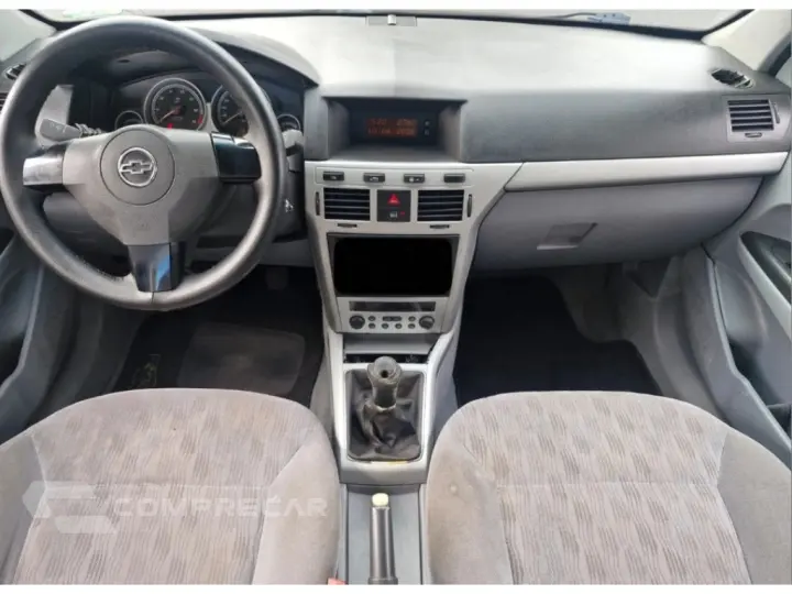 VECTRA 2.0 MPFI ELEGANCE 8V FLEX 4P MANUAL