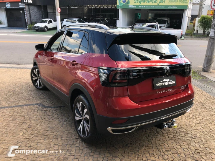 T-Cross 1.4 250 Tsi Total Flex Highline Automático