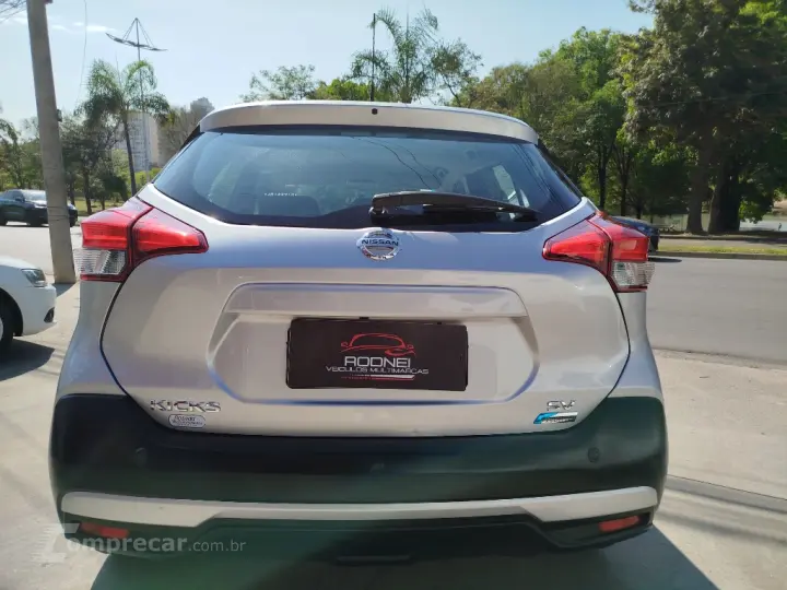 KICKS SV 1.6 16V FlexStar 5p Aut.