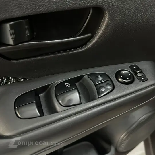 KICKS Active S 1.6 16V Flex Aut.