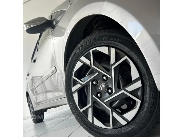 HB20S 1.6 COMFORT PLUS 16V FLEX 4P MANUAL