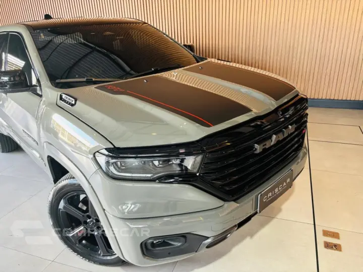 RAMPAGE 2.0 HURRICANE 4 TURBO GASOLINA R/T 4X4 AUTOMÁTICO