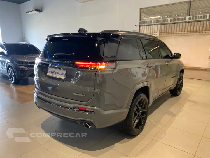 Commander 2.0 16V 4P HURRICANE 4 TURBO BLACKHAWK AUTOMÁTICO