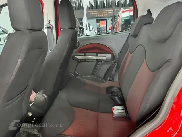 UNO - 1.4 SPORTING 8V 4P MANUAL