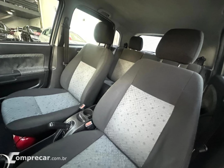 FIESTA 1.0 MPI Class Hatch 8V