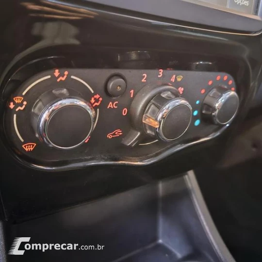 SANDERO EXP1016V