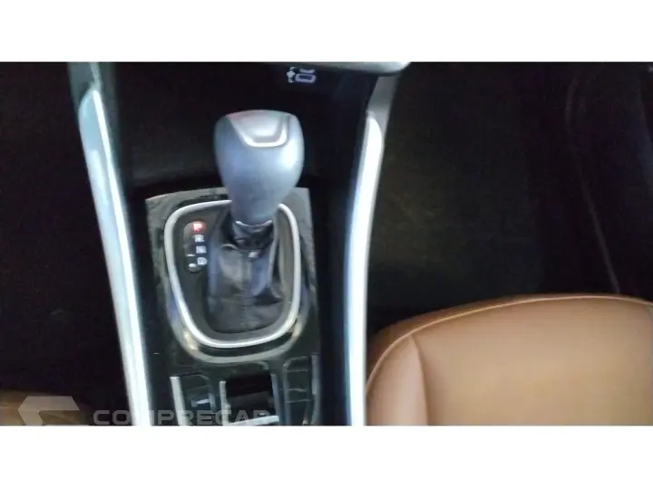 FASTBACK 1.0 TURBO 200 FLEX CVT