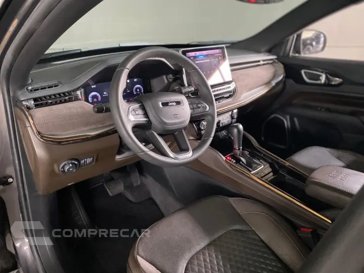 COMMANDER 1.3 T270 TURBO FLEX OVERLAND AT6