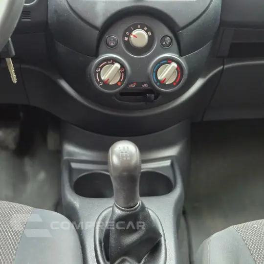 VERSA SL 1.6 16V Flex Fuel 4p Mec.