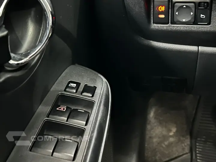 VERSA 1.6 16V FLEXSTART SV 4P XTRONIC