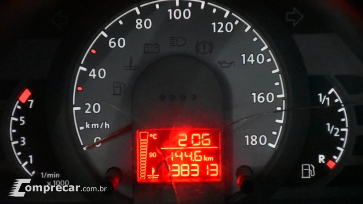 FOX - 1.0 MI 8V 4P MANUAL