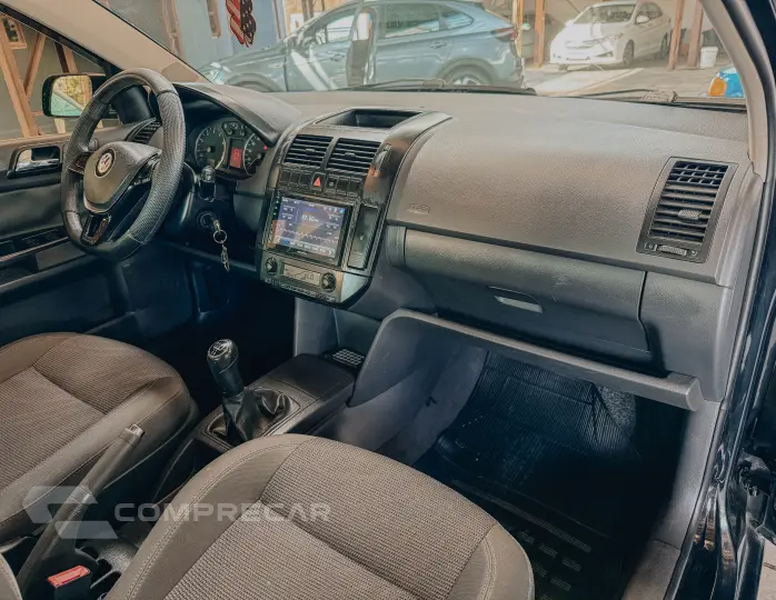 POLO SEDAN 1.6 MI Comfortline 8V