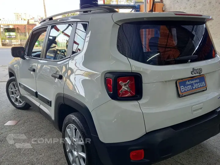 Renegade 1.8 16V Flex Sport 4P Automático