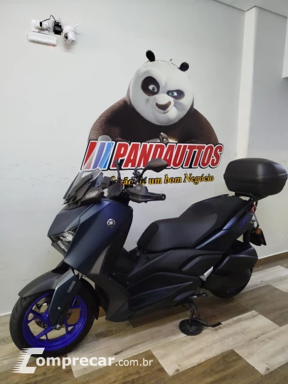 XMax 250 Connected
