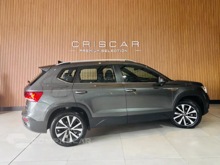 TAOS 1.4 250 TSI TOTAL FLEX HIGHLINE AUTOMÁTICO