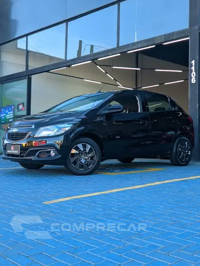 ONIX HATCH LT 1.4 8V FlexPower 5p Mec.