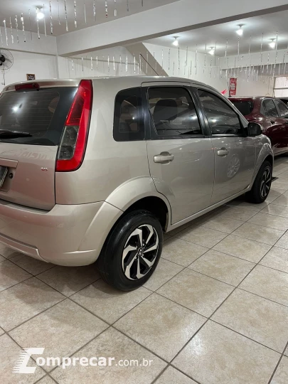 FIESTA 1.6 SE 16V