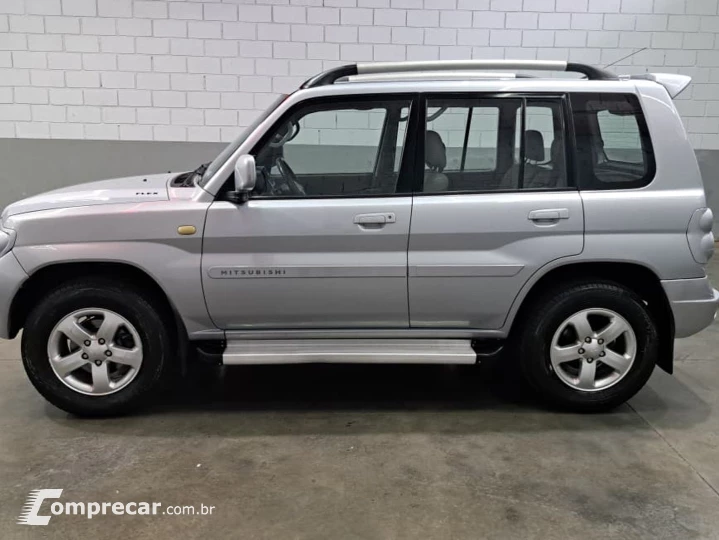 Pajero Tr4 2.0 4X4 16V 131Cv Gasolina 4P Automático