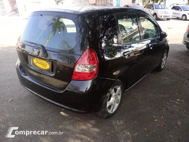 FIT - 1.4 LXL 8V 4P MANUAL