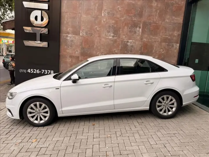 A3 1.4 TFSI Sedan Attraction 16V