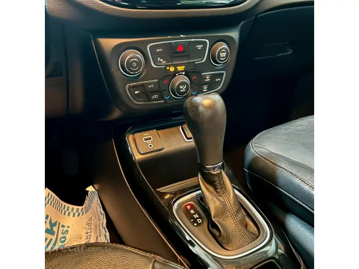 COMPASS 2.0 16V FLEX LIMITED AUTOMÁTICO