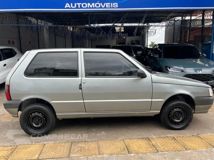 UNO 1.0 Mille 8V
