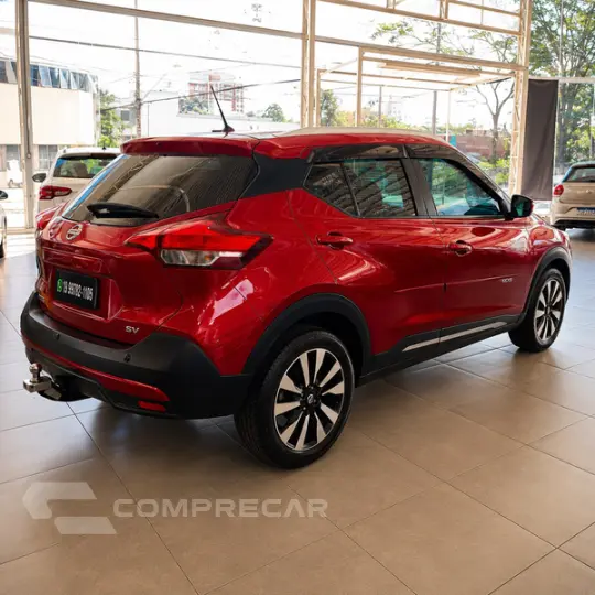 KICKS SV CVT